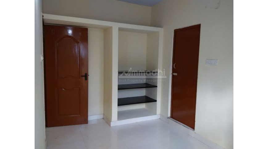 Flat at S Kolathur